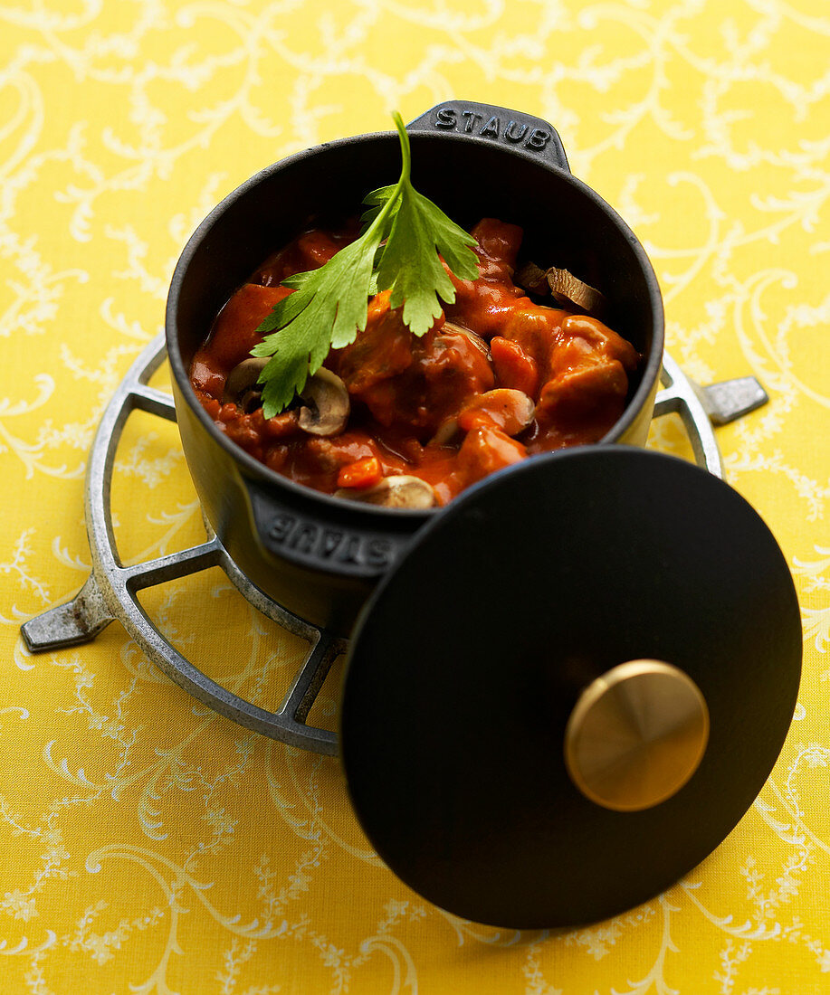 Veal marengo cocotte