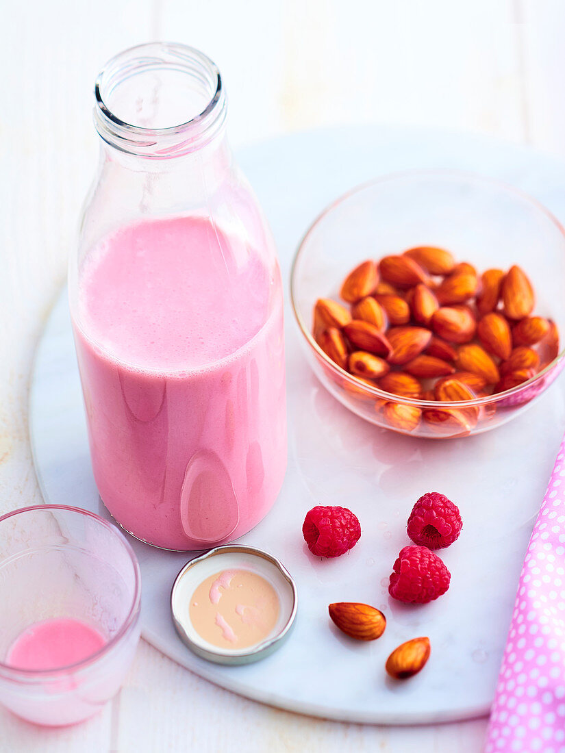 Almond Milk with Raspberry