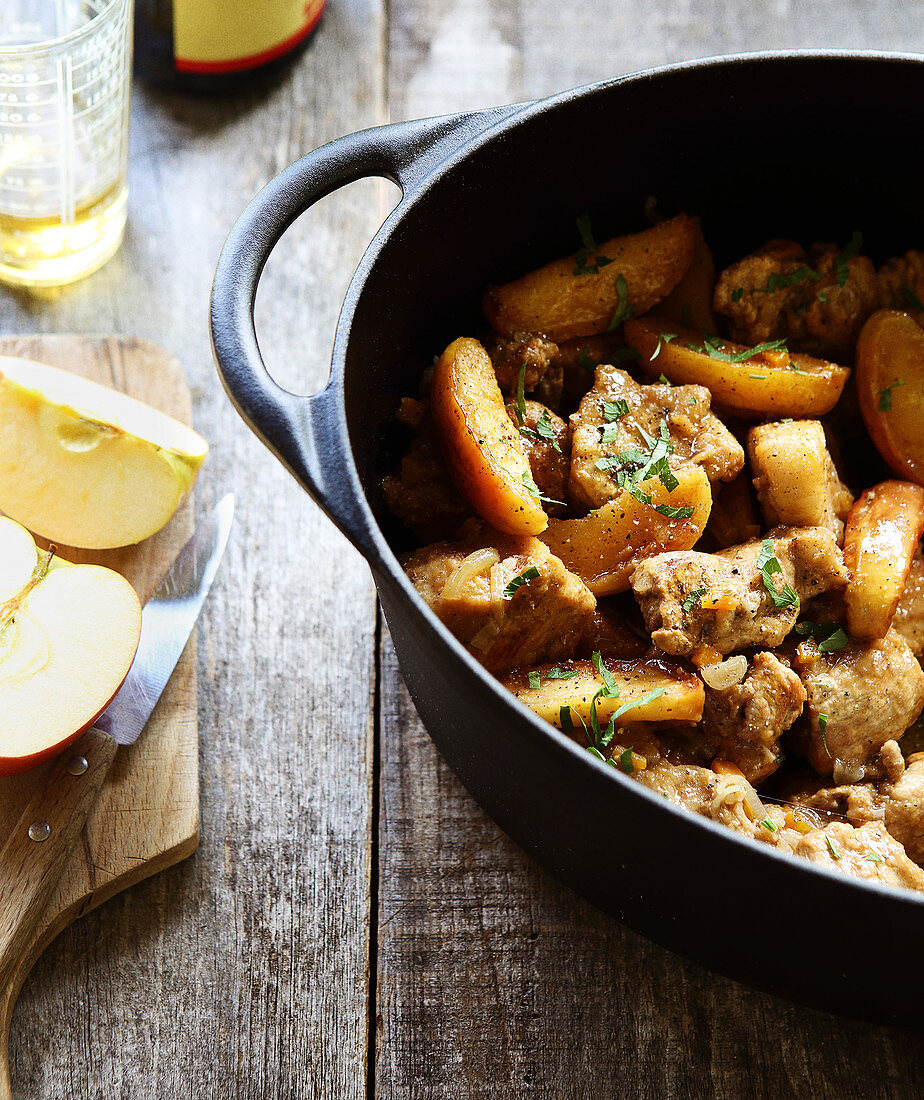 Pork sauté with apples and cider