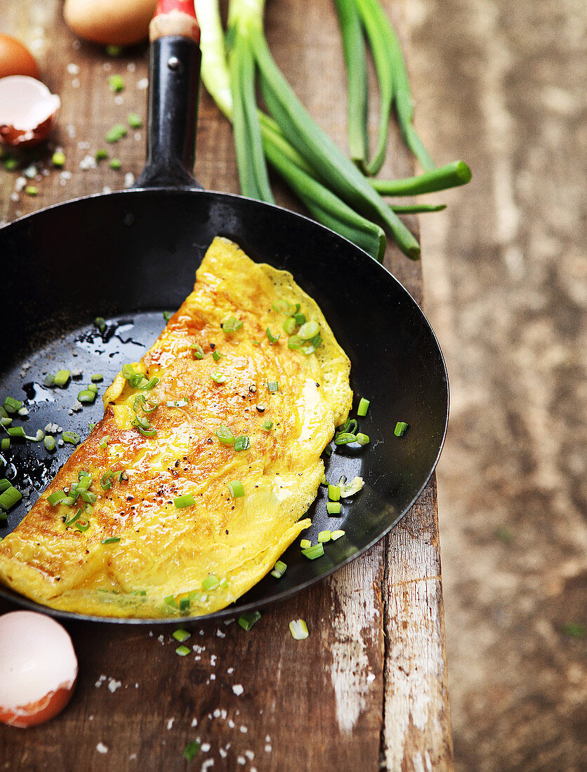 Spring onion top omelette