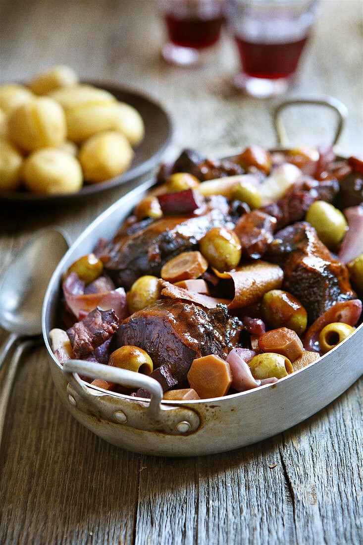 Beef cheek stew à la provençale