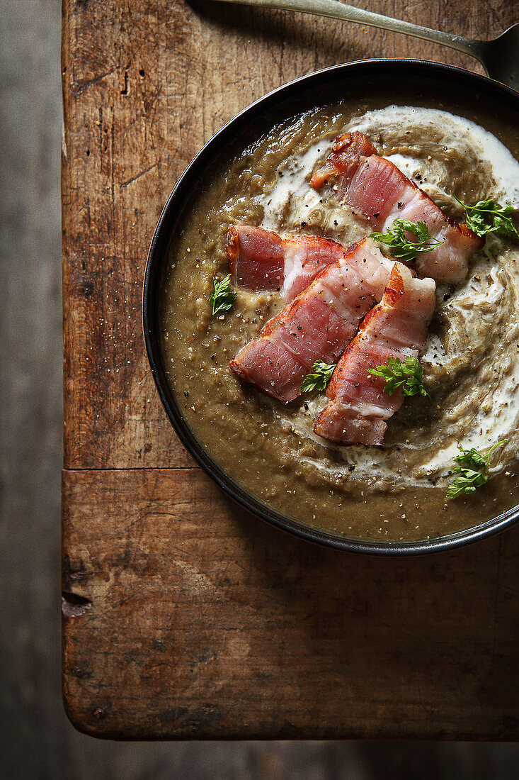 Cream of pink champagne lentil soup