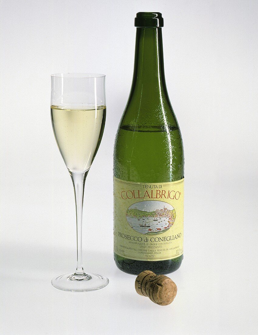 Glass and bottle of Prosecco Collalbrigo