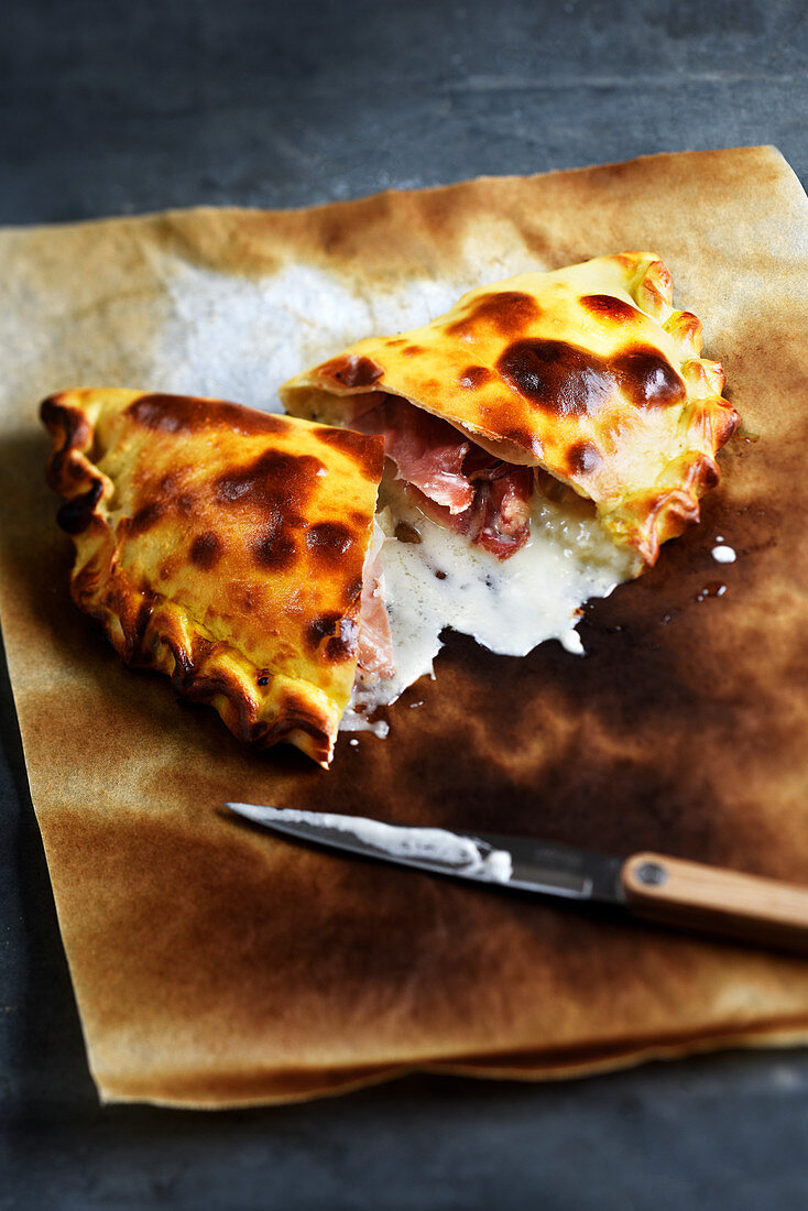 Gorgonzola and Serrano ham Calzone pizza