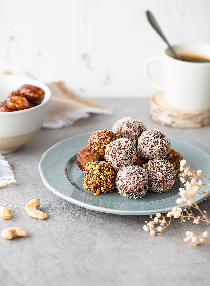 Date,coconut and cacao energy balls