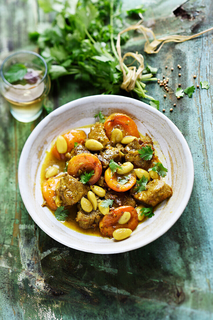 Lamb tagine with almonds and apricots