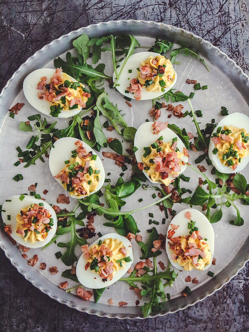 Stuffed eggs with bacon