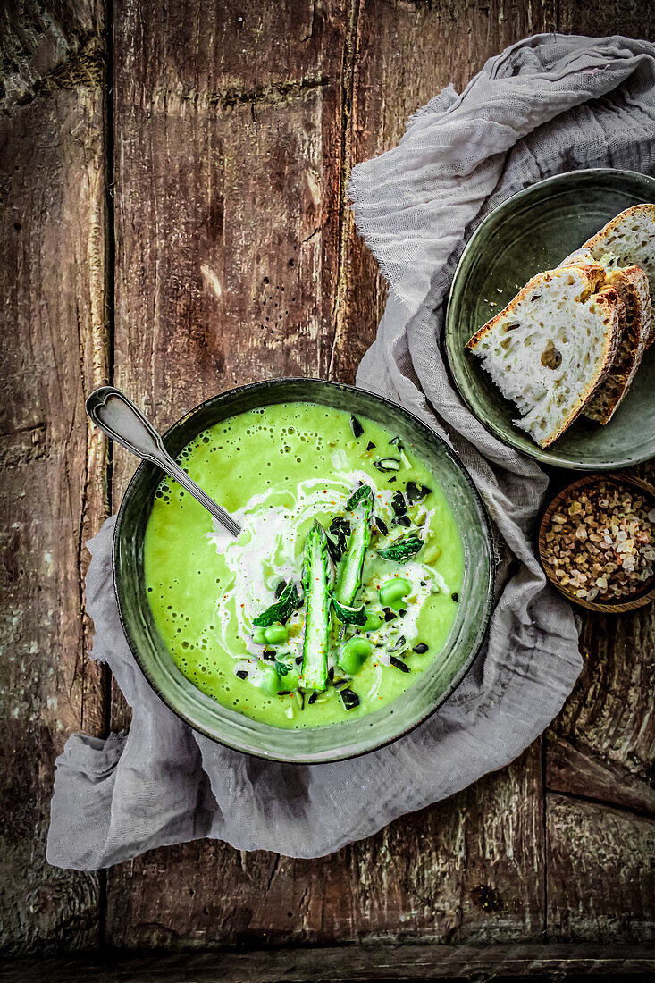 Grüne Spargelsuppe