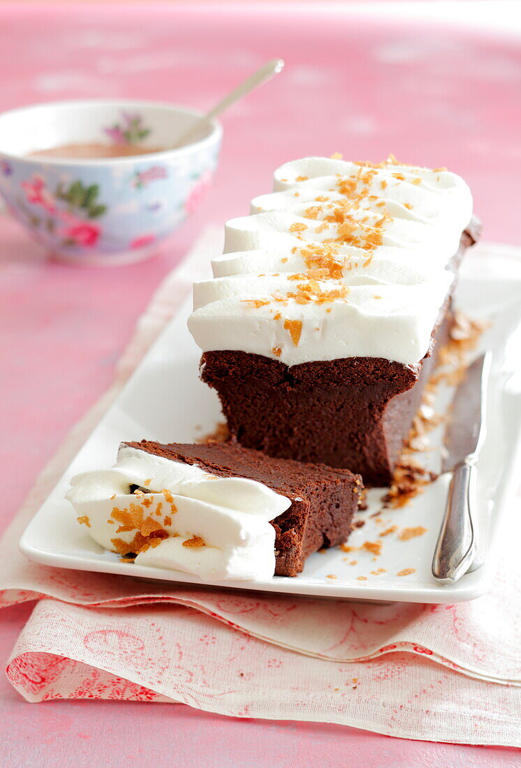 Chocolate cake with meringue topping