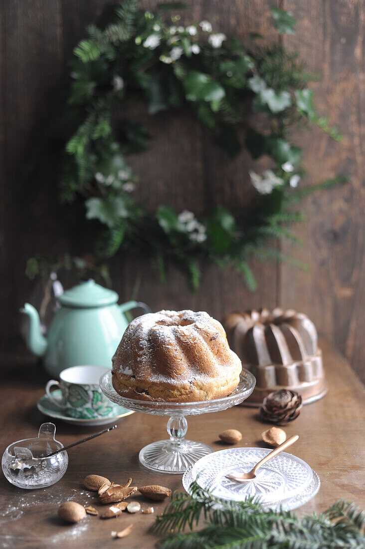 Christmas bundt cakes