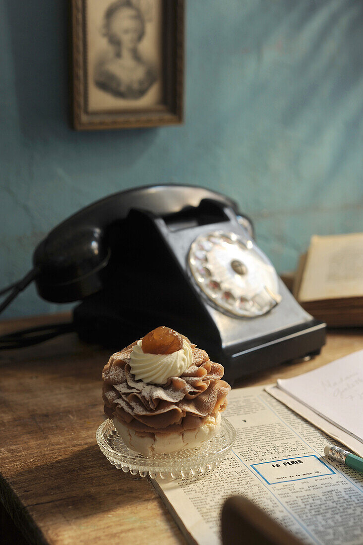 Mont Blanc (chestnut dessert)