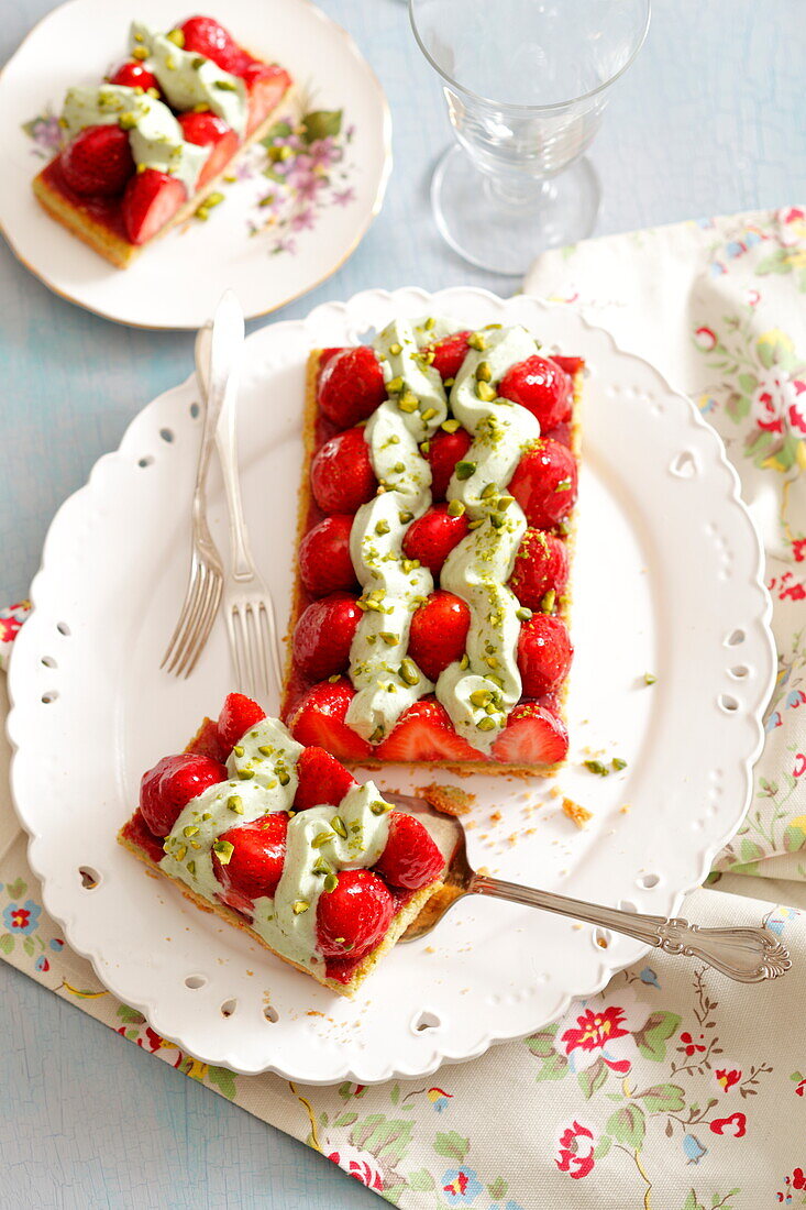 Strawberry Pistachio Cake