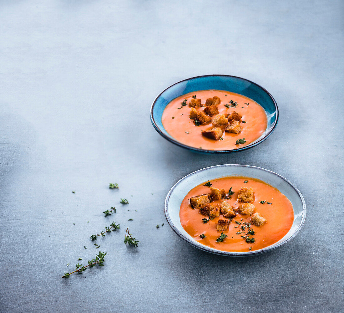 Bisque with shrimp and croutons