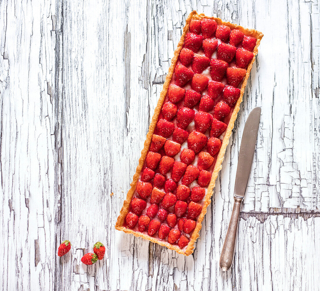 Rectangular strawberry tart