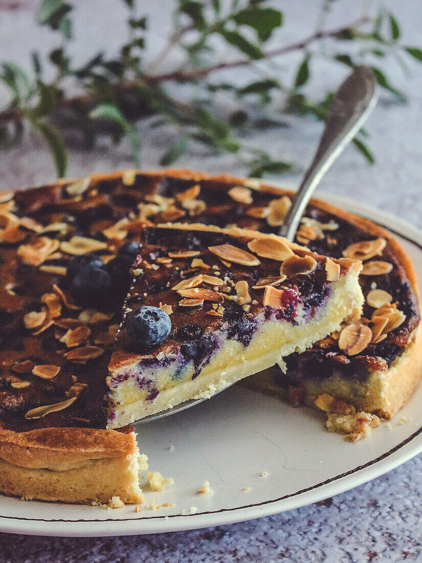 Almond and blueberry tart