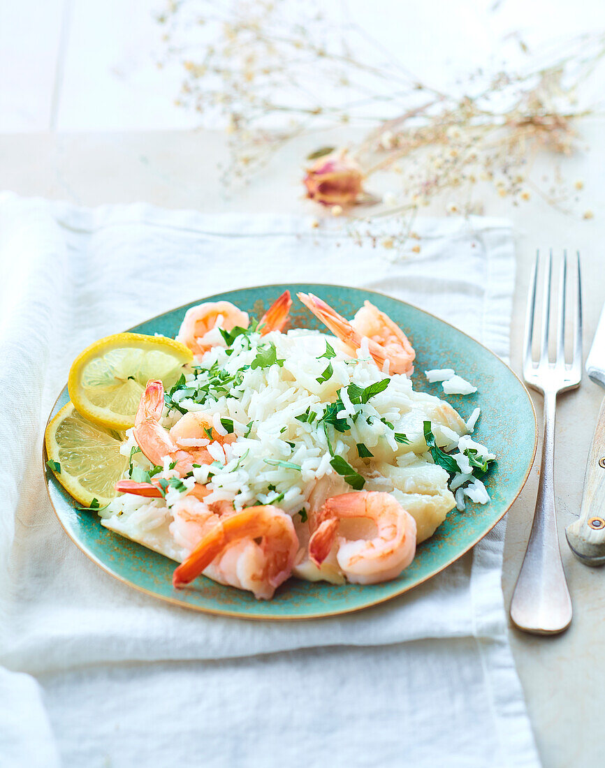 White fish with shrimp and lemon rice