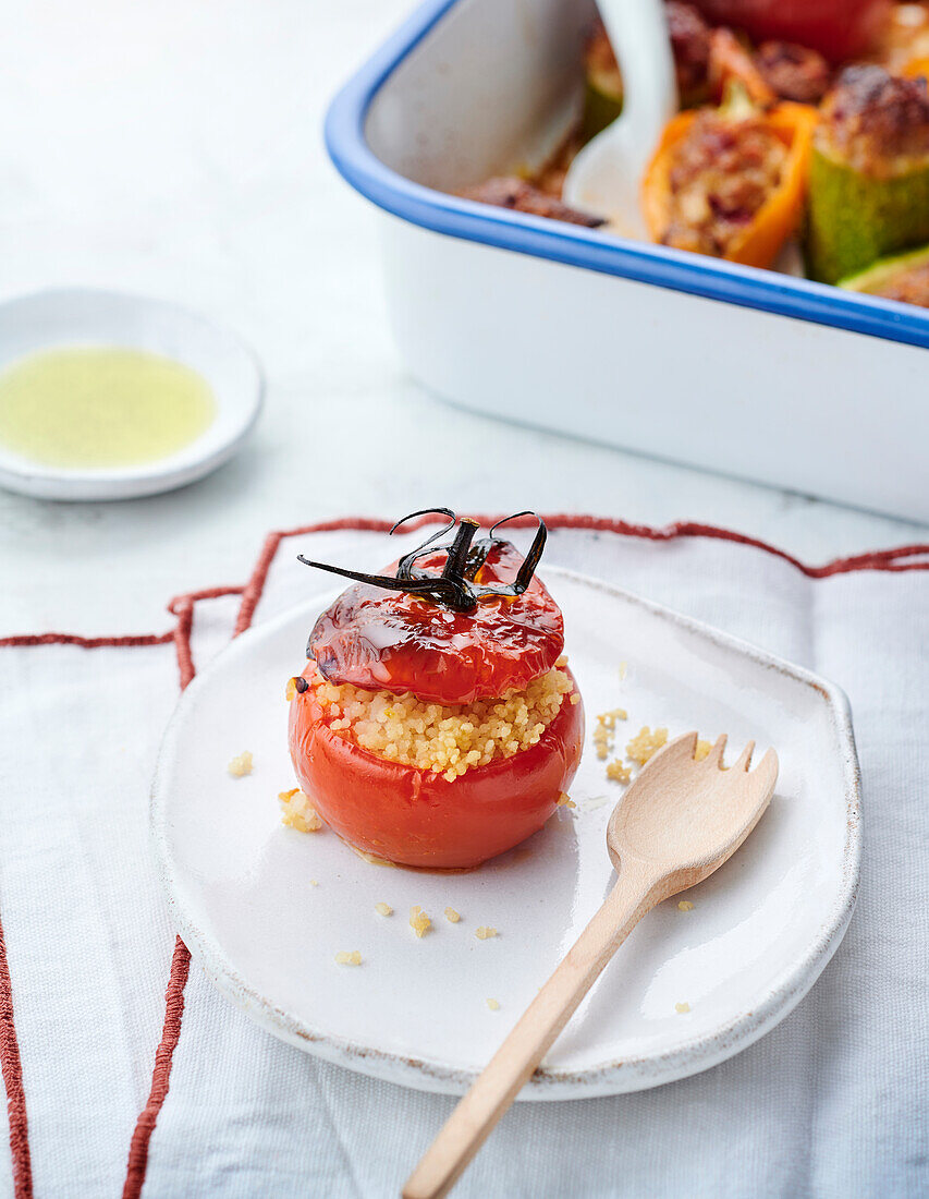 Gefüllte Tomate mit Couscous