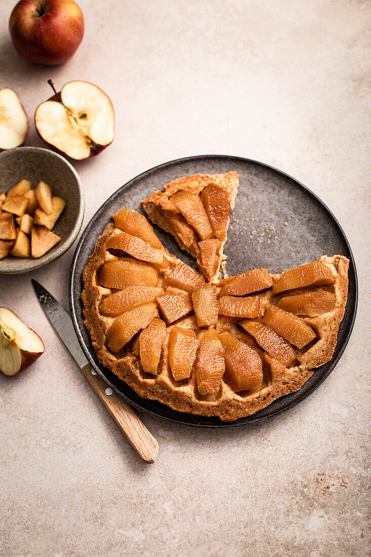 Rustikale Tarte Tatin mit Äpfeln