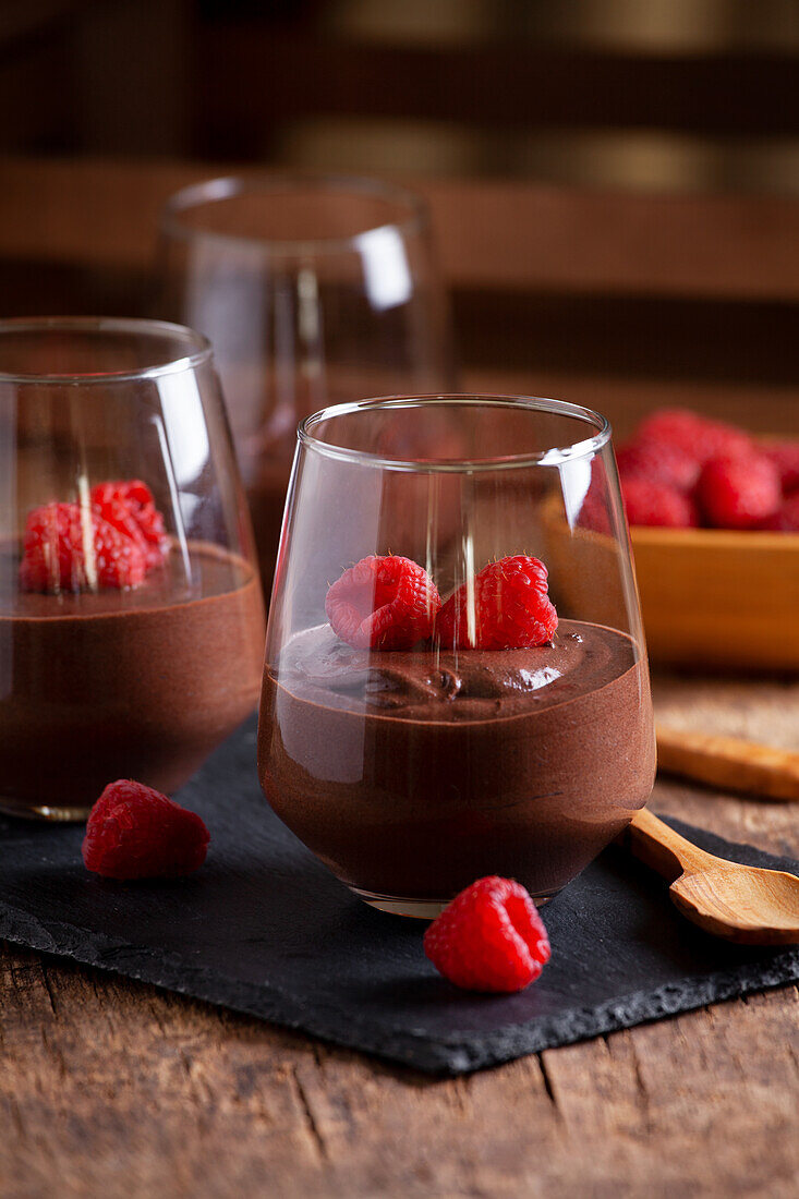 Chocolate mousse with raspberries