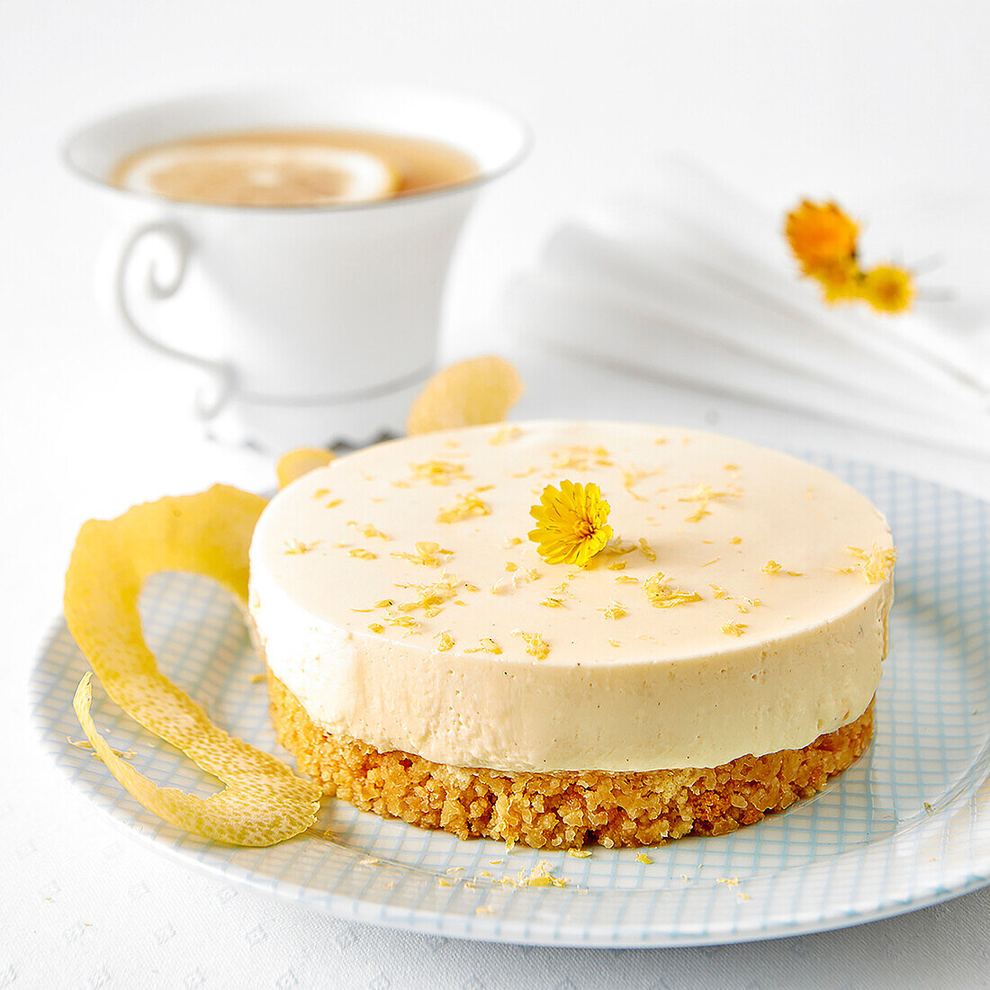 Lemon cheesecake