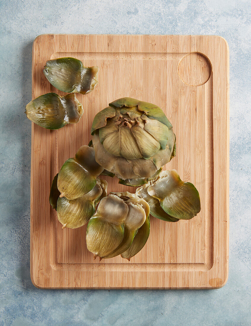 Preparing artichokes