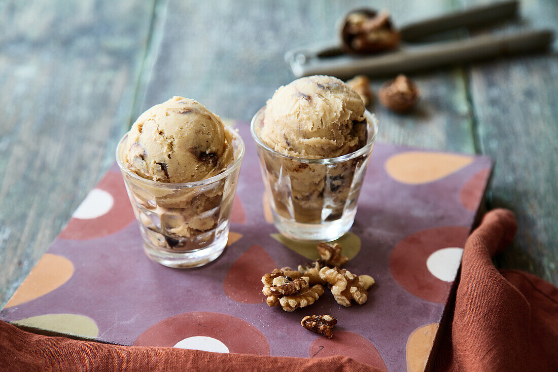 Walnut ice cream in glasses