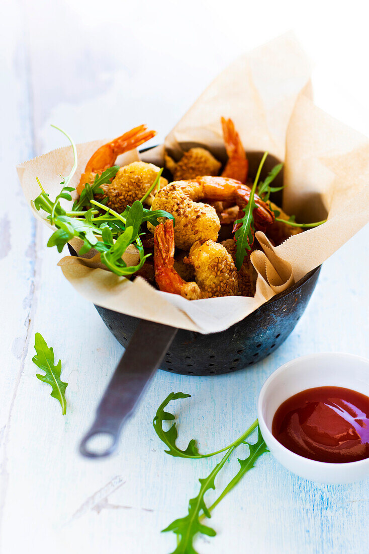 Prawn fritters with sesame seeds