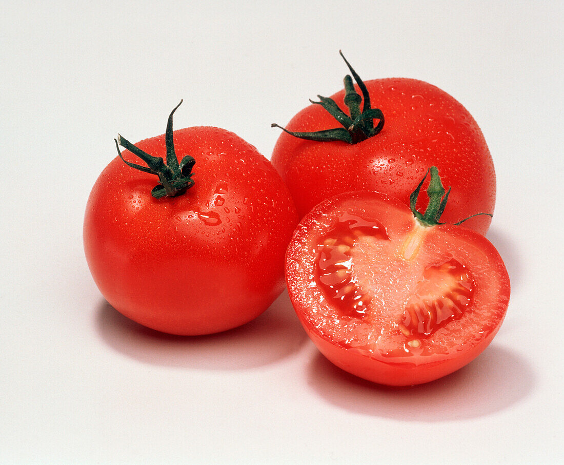 Tomatoes; Whole and Sliced