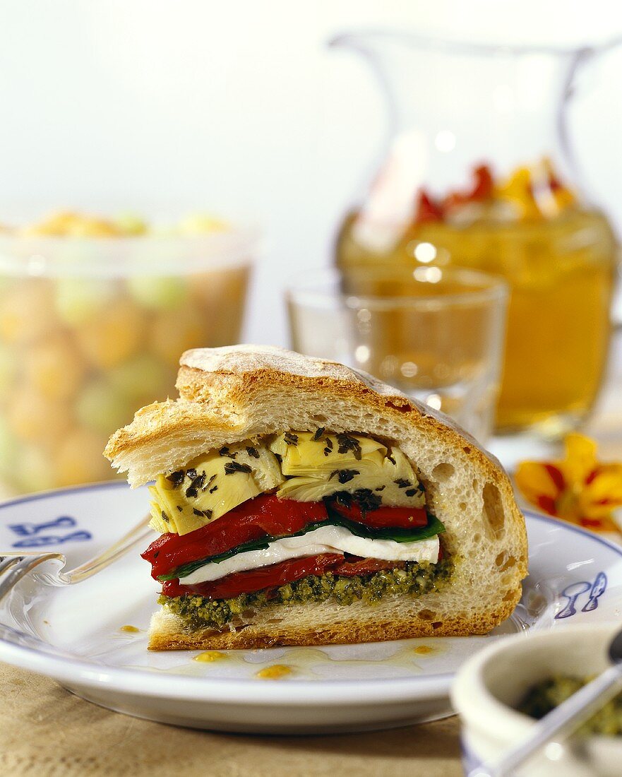 Pane ripieno (Gefülltes Brot mit Mozzarella & Gemüse)