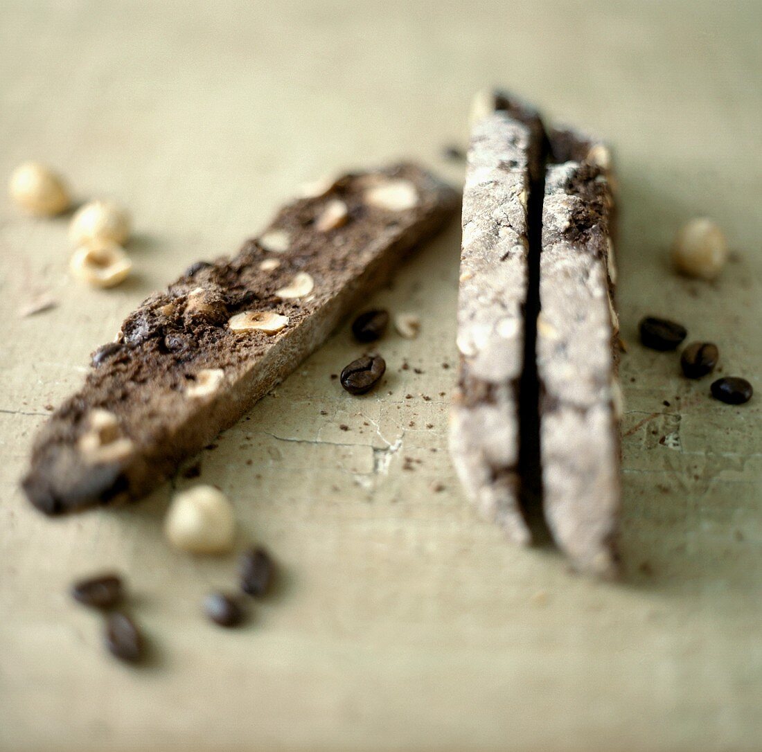 Biscotti di Amelia (Schokoladen-Haselnuss-Biscotti, Italien)