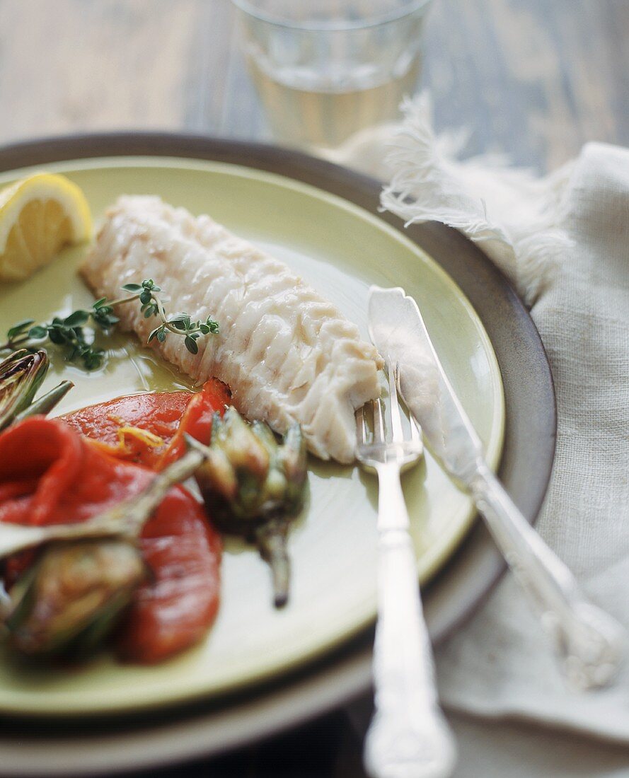 Fischfilet mit Paprika & Artischocken