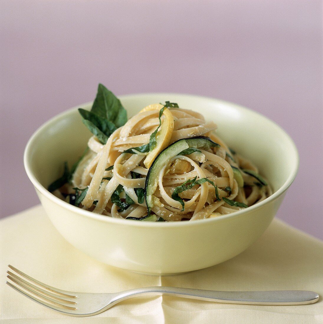Fettucine with courgettes, basil and Parmesan