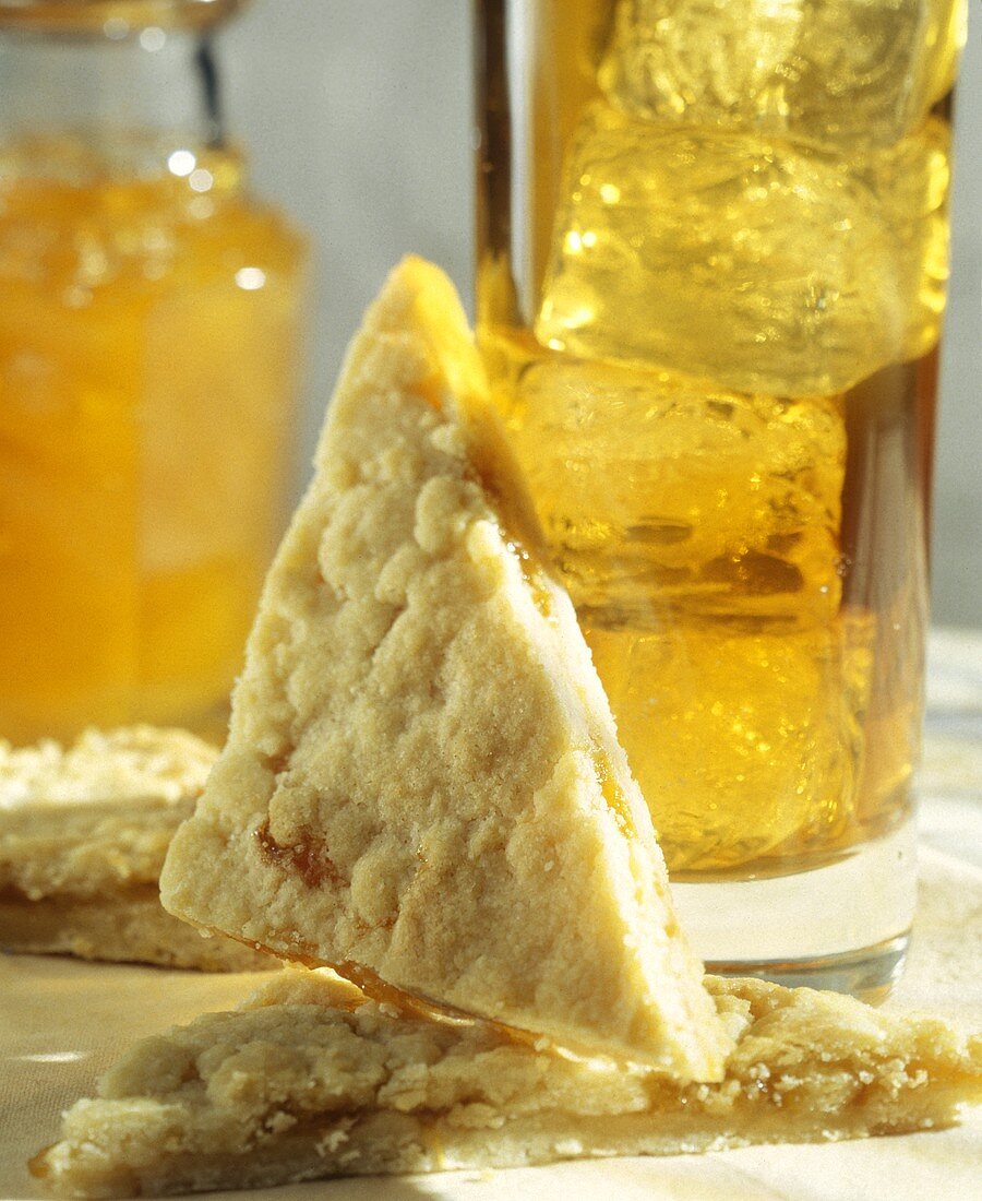 Apricot Shortbread with a Tall Glass of Ice Tea