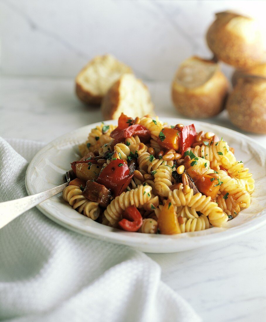 Fusilli con fritto di verdure (Nudeln mit gebratenem Gemüse)