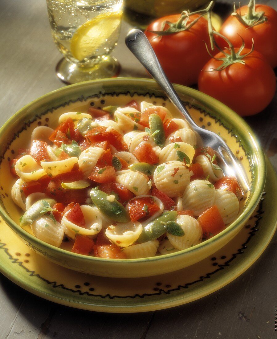 Pasta alla catanese (Pasta shells with olives and tomatoes)