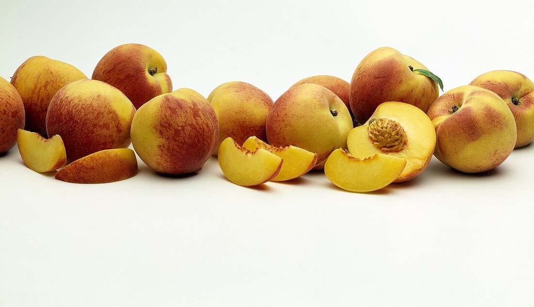 Whole and Sliced Peaches