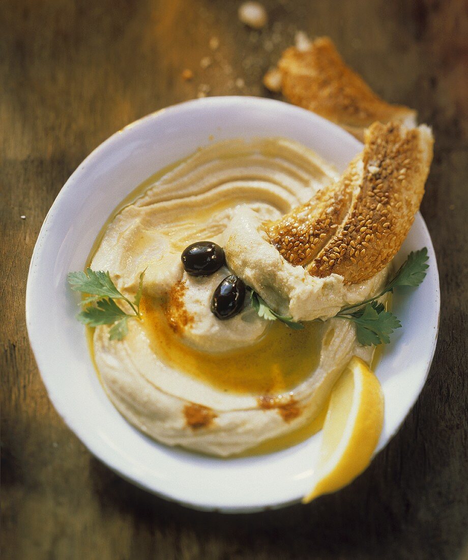 Hummus with Olive Oil and Challah