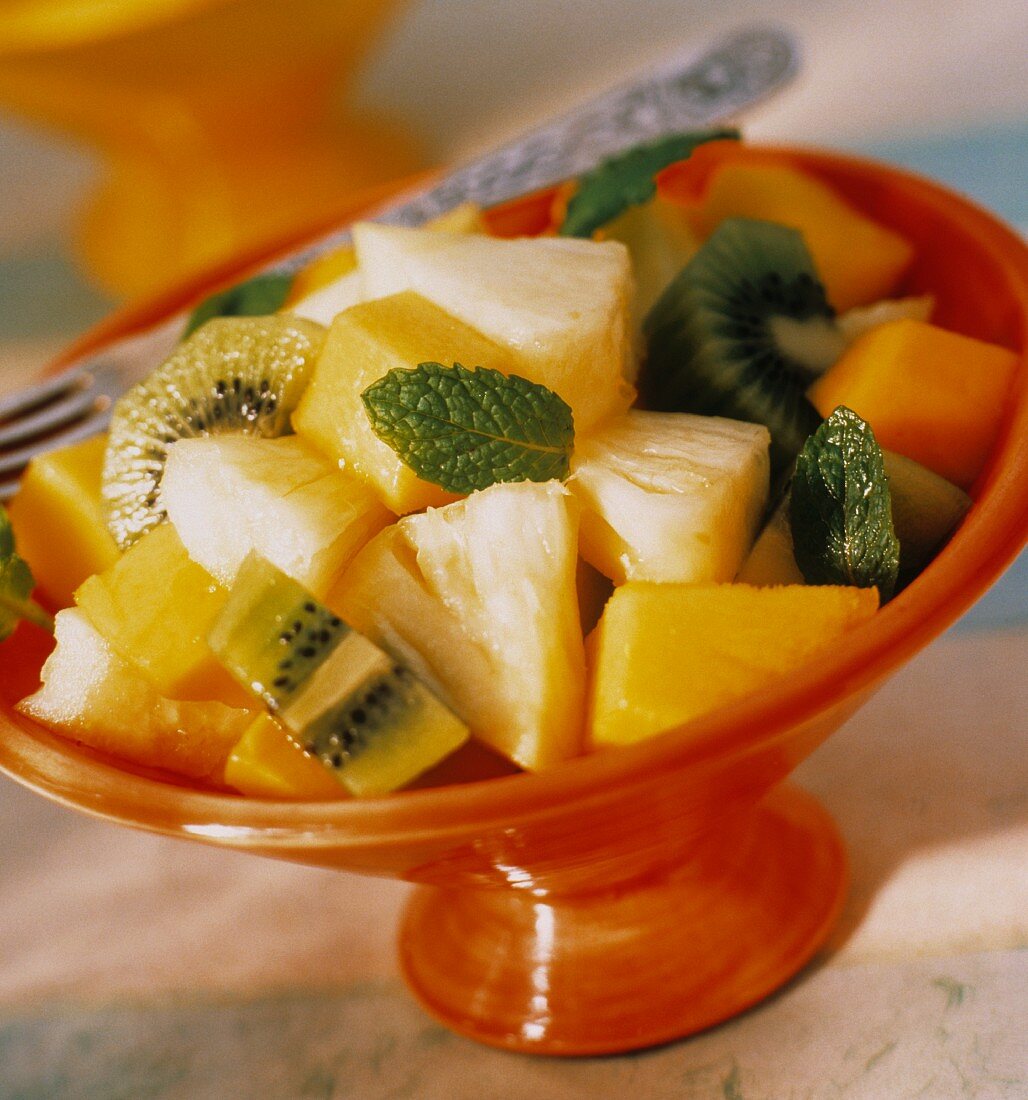 3Kiwi Pineapple and Mango Fruit Salad