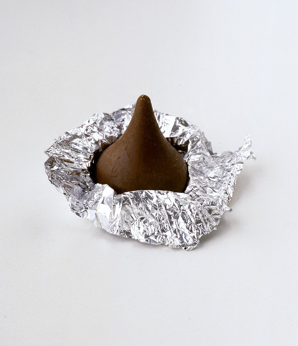 Schokoladenkonfekt in Silberpapier (Hershey Kiss)