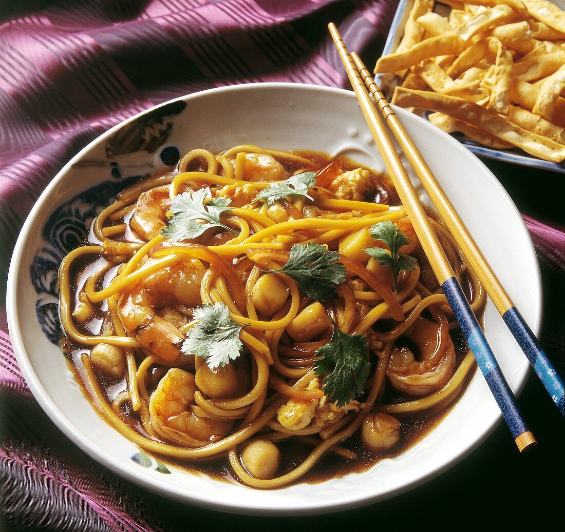 Seafood Lo Mein