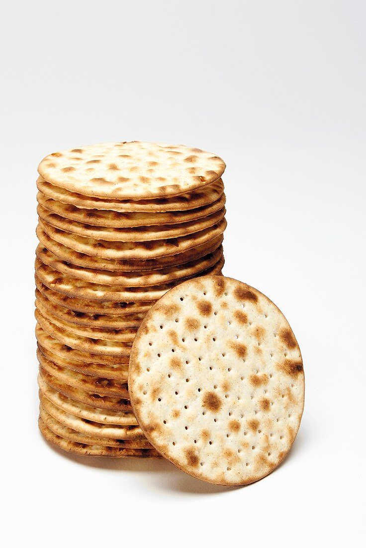 Round matzoh crackers, in a pile
