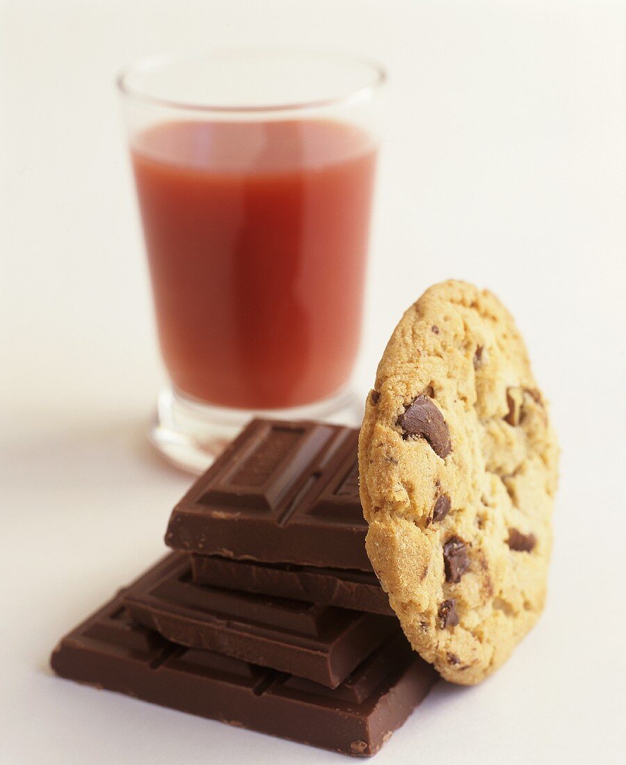 Chocolate chip cookie, chocolate and fruit juice