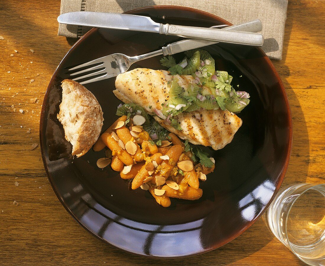 Chicken breast with kiwi fruit and carrots