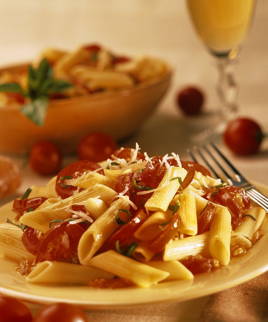 Penne con la salsa cruda (Nudeln mit Cocktailtomaten)