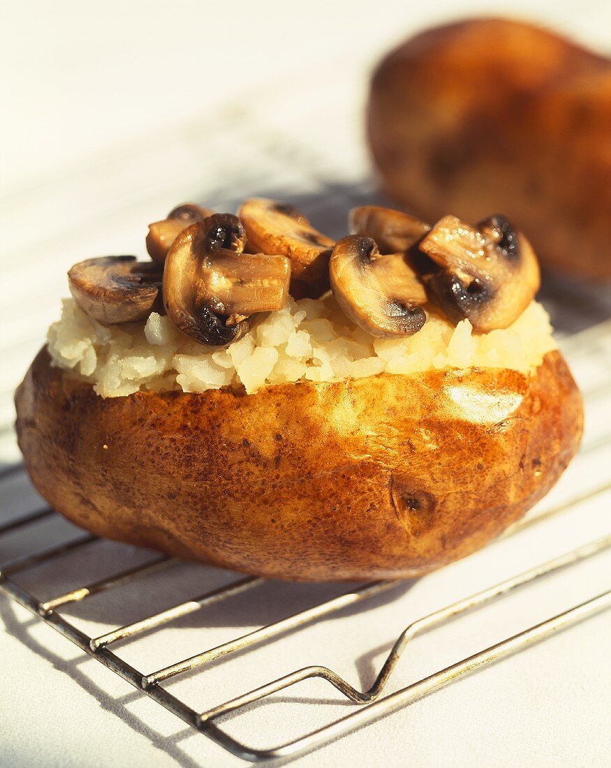 Baked Potato with Mushrooms