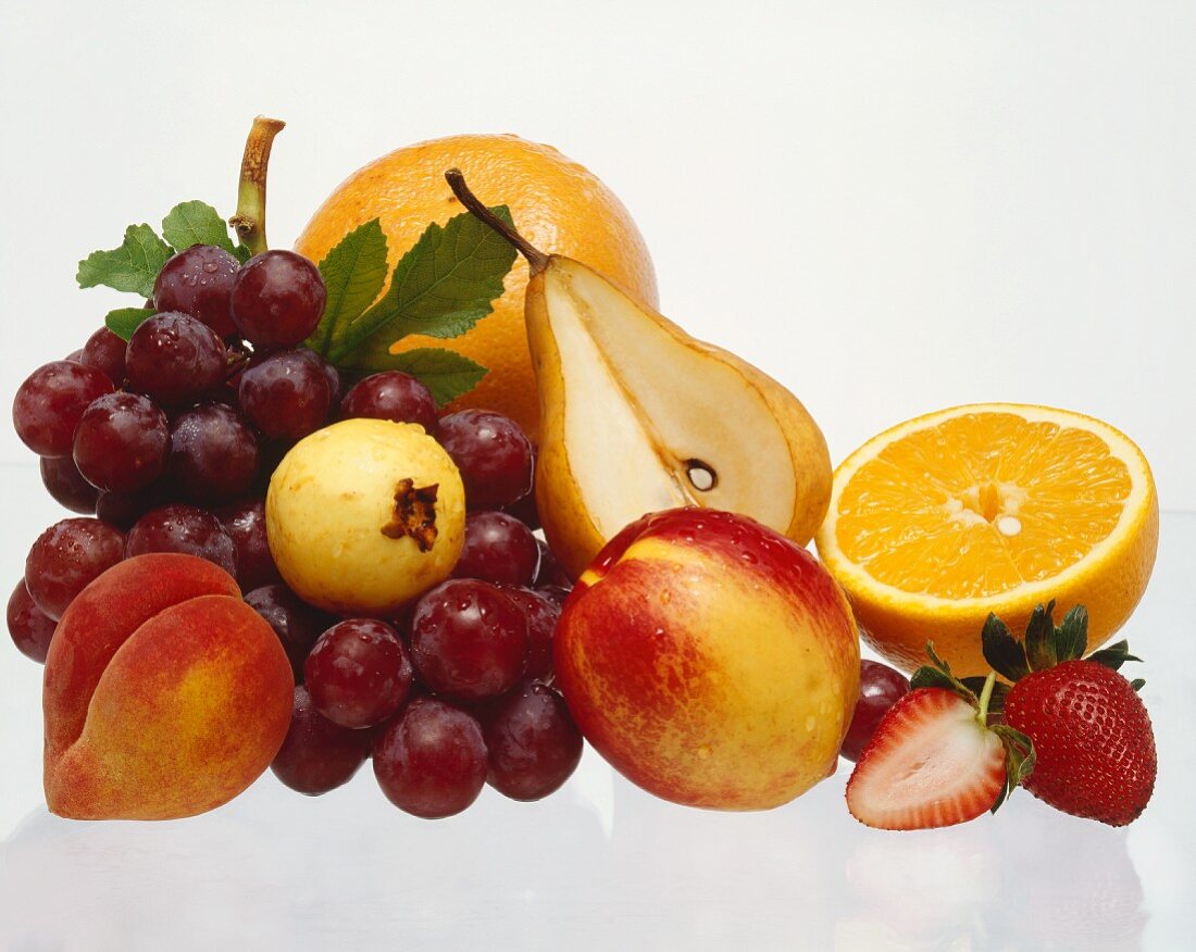 Obststillleben mit Trauben