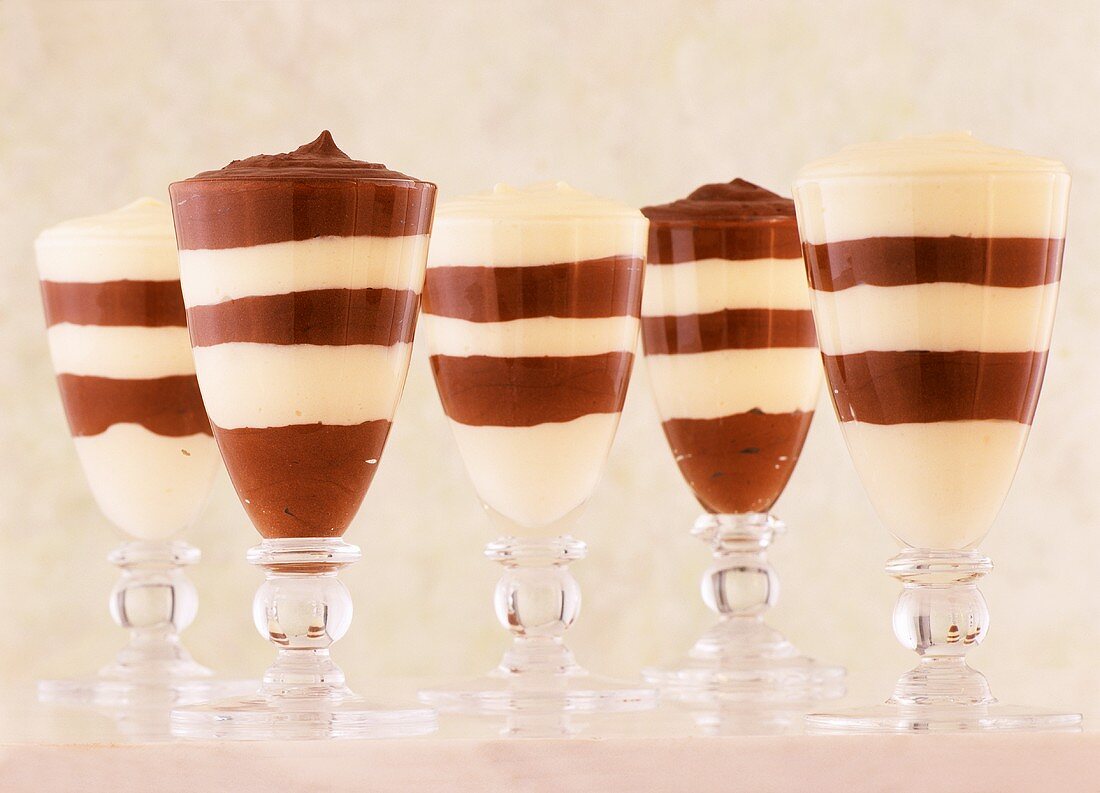 Chocolate and Vanilla Pudding Parfaits