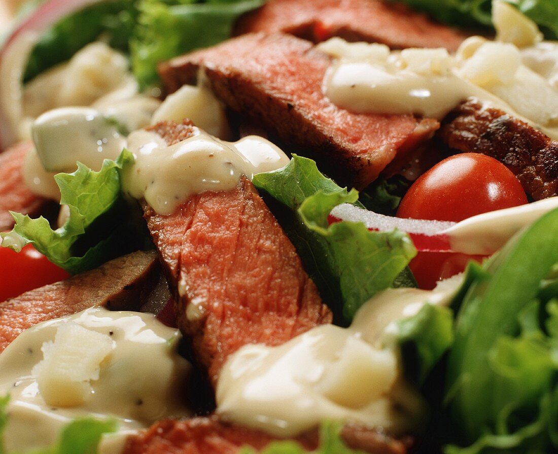 Sliced Steak Salad ( Close-Up)