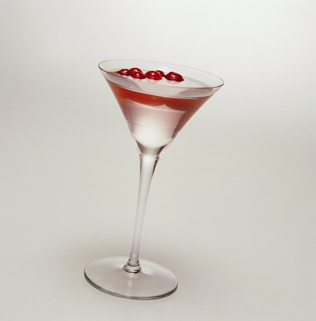 Cranberry Martini im Stielglas