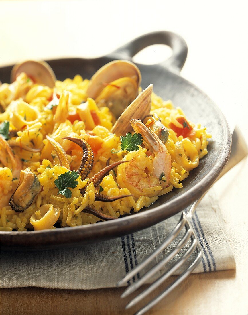 Paella mit Meeresfrüchten